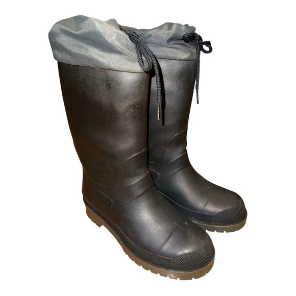 L.L. Bean Men\'s Black and Gray Snow Boots main image 6